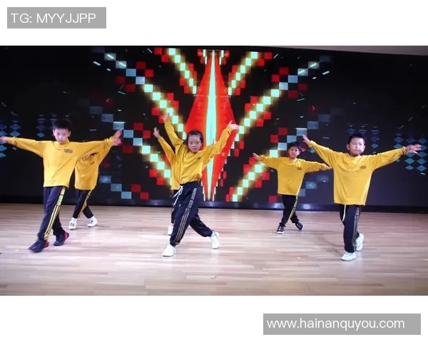 深圳街舞队心理素质探讨:舞动自信与团队精神的融合之旅 深圳街舞队心理素质探讨:舞动自信与团队精神的融合之旅