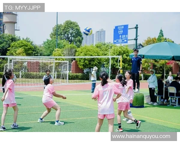 成都排球队的崛起之路:邀请赛特别报道与辉煌成就回顾 成都排球队的崛起之路:邀请赛特别报道与辉煌成就回顾