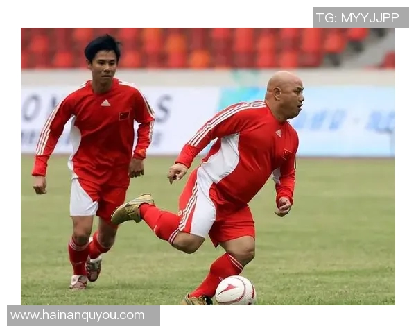 足球明星出席悼念活动感人瞬间展现友谊与尊重的力量 足球明星出席悼念活动感人瞬间展现友谊与尊重的力量